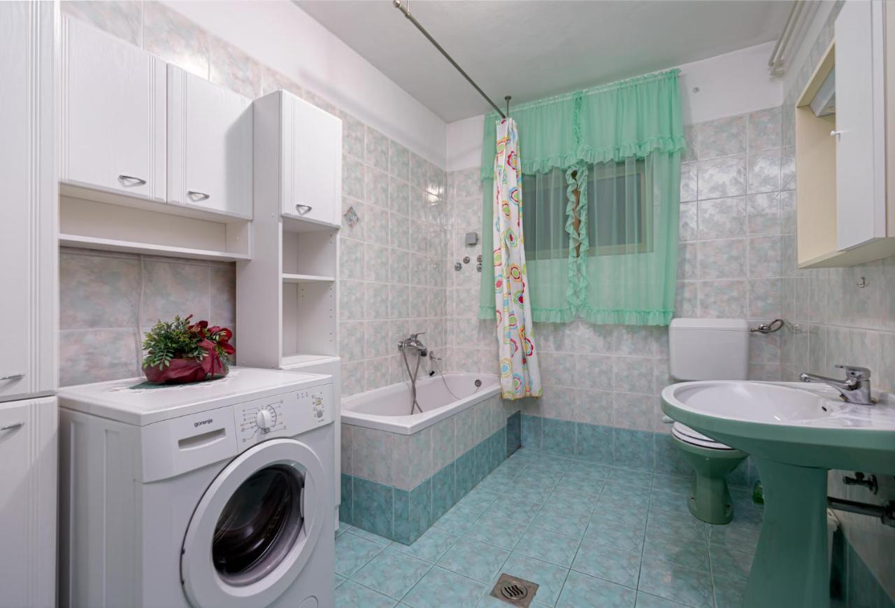 Mima Apartment โปเรช ภายนอก รูปภาพ