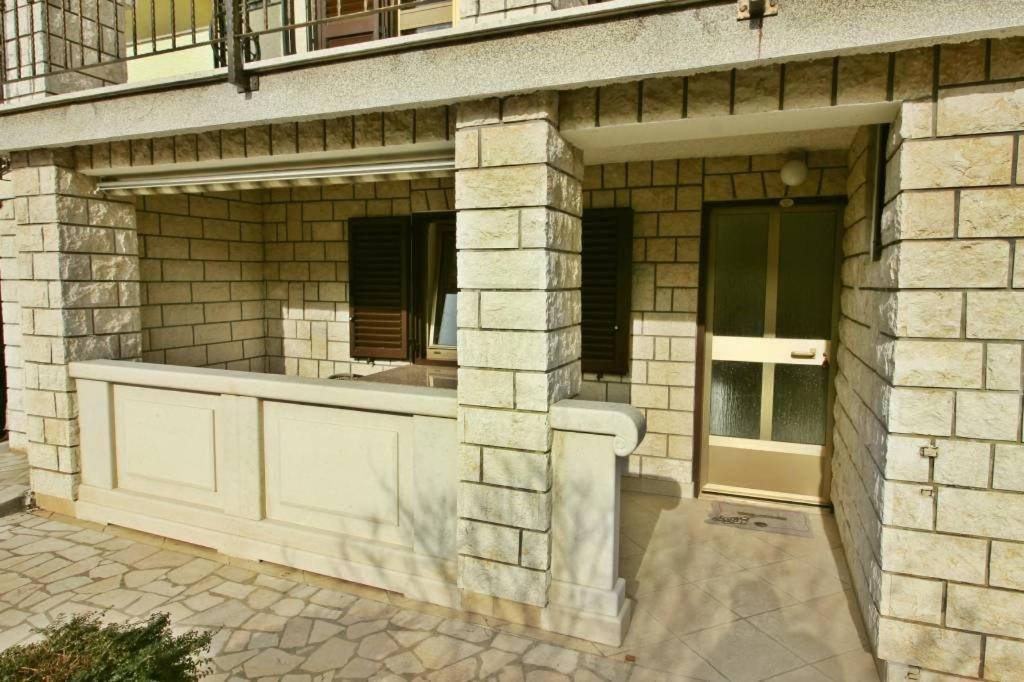 Mima Apartment โปเรช ภายนอก รูปภาพ